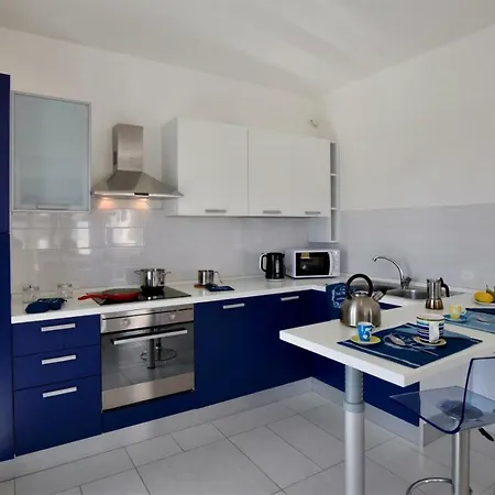 Lägenhet Delposto Prl