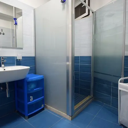 Delposto Prl Lägenhet *